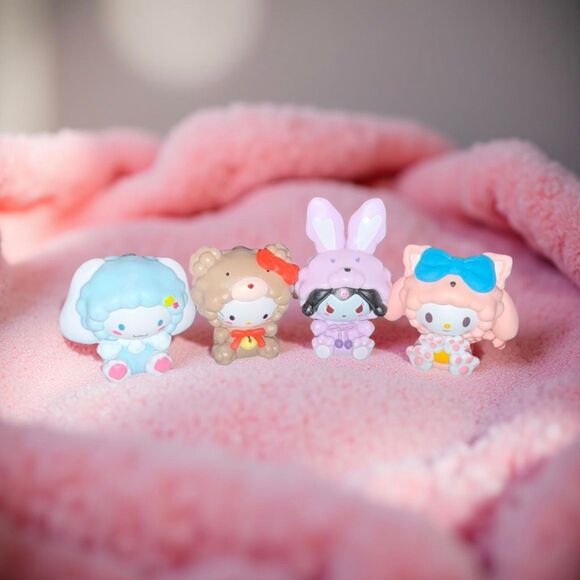 Unbranded Japanese Hello Kitty & Friends Figures Bear Edition A32 - Picture 1 of 5